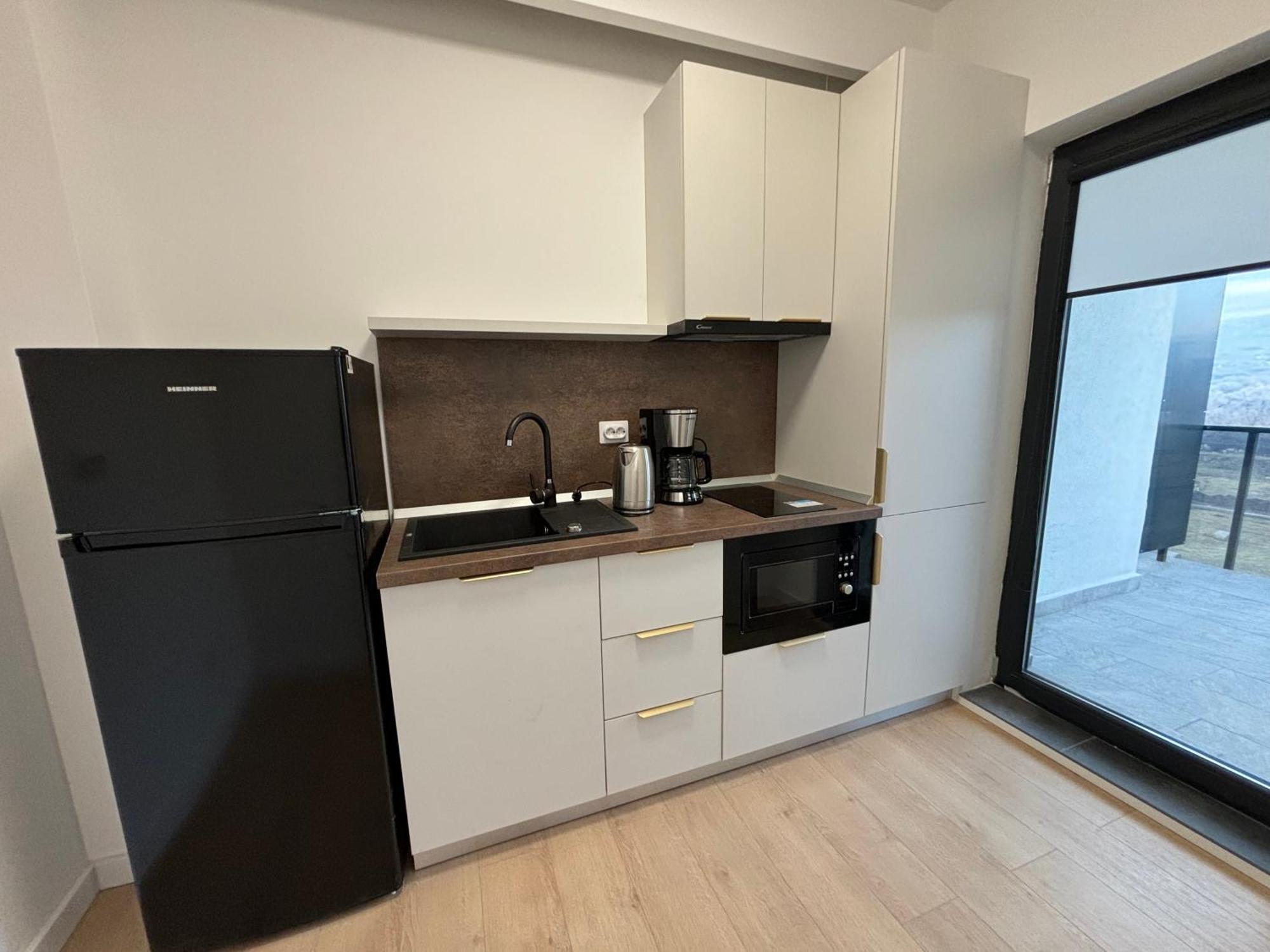 Exit Aparthotel Floreşti Zewnętrze zdjęcie
