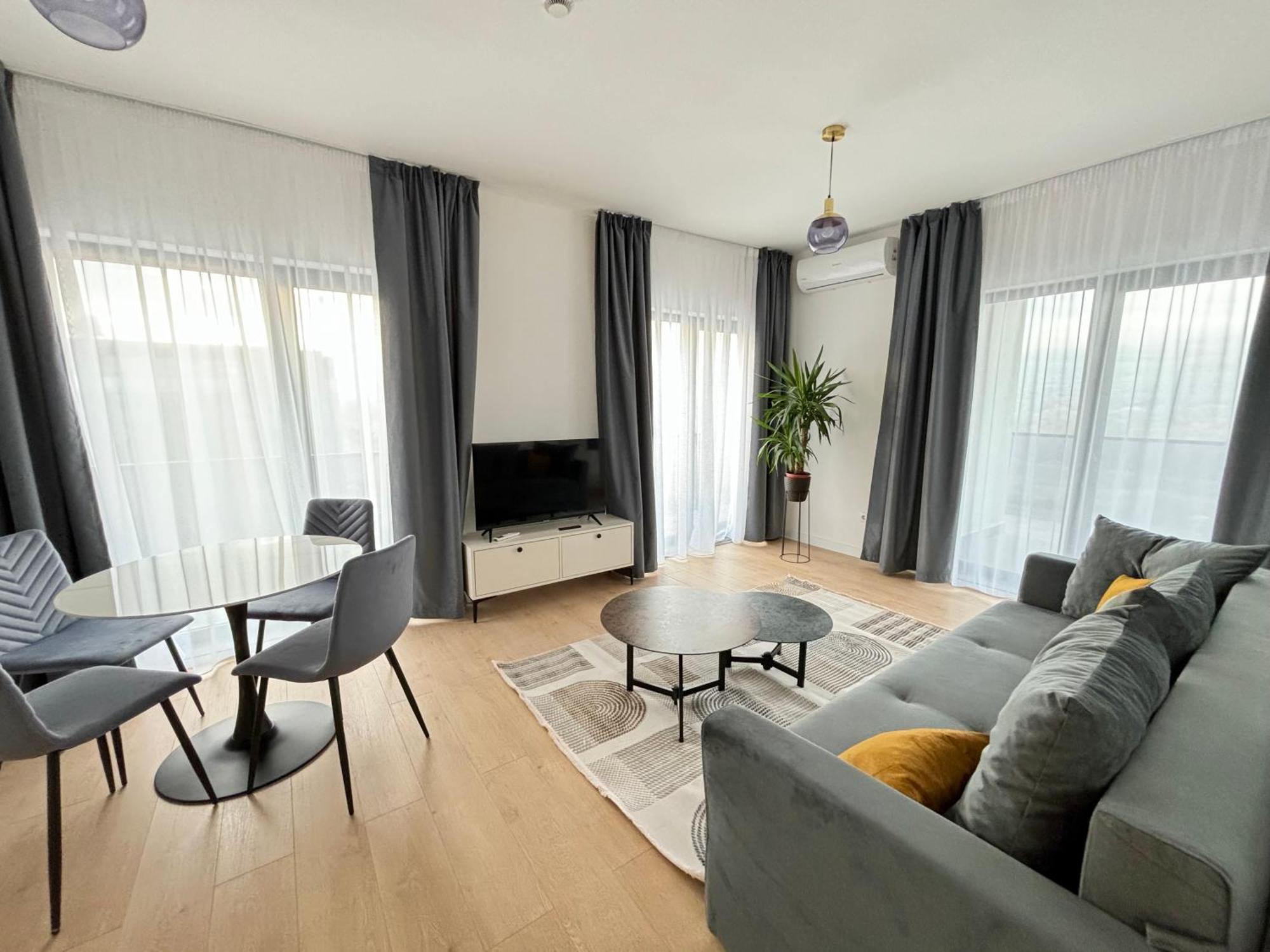 Exit Aparthotel Floreşti Zewnętrze zdjęcie