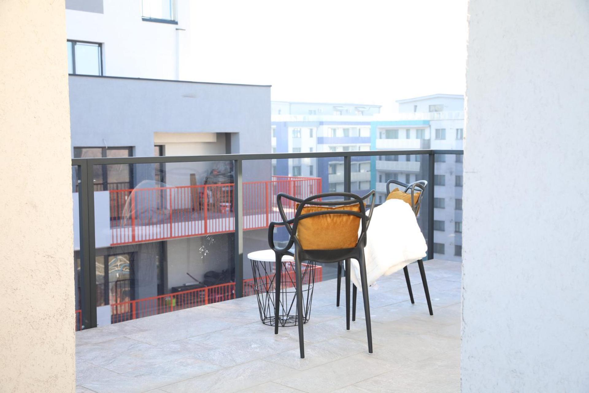 Exit Aparthotel Floreşti Zewnętrze zdjęcie